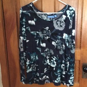 Vera Wang Long sleeve Foral shirt